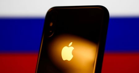 Czy Apple gardzi rublami? Sprawdziłem, jak "trudno" kupić w Rosji iPhone'a