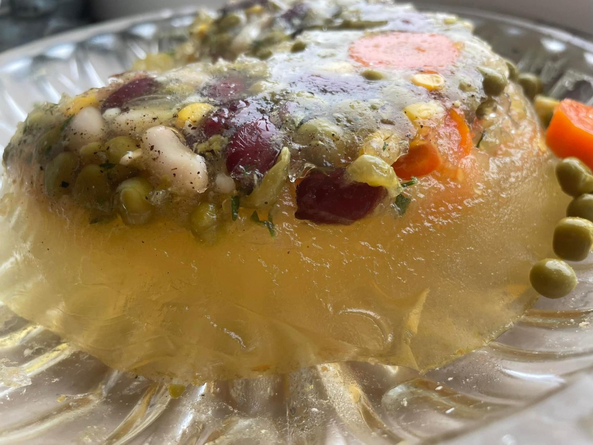 Jedzenie galaret wspomaga stawy