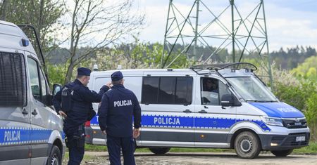 Zaginęła na autostradzie A4. Policja nie wyklucza wersji z celowym zaginięciem