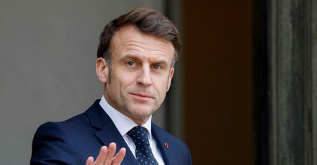 Macron odkrywa karty. "Rozważamy siły pokojowe w Ukrainie"