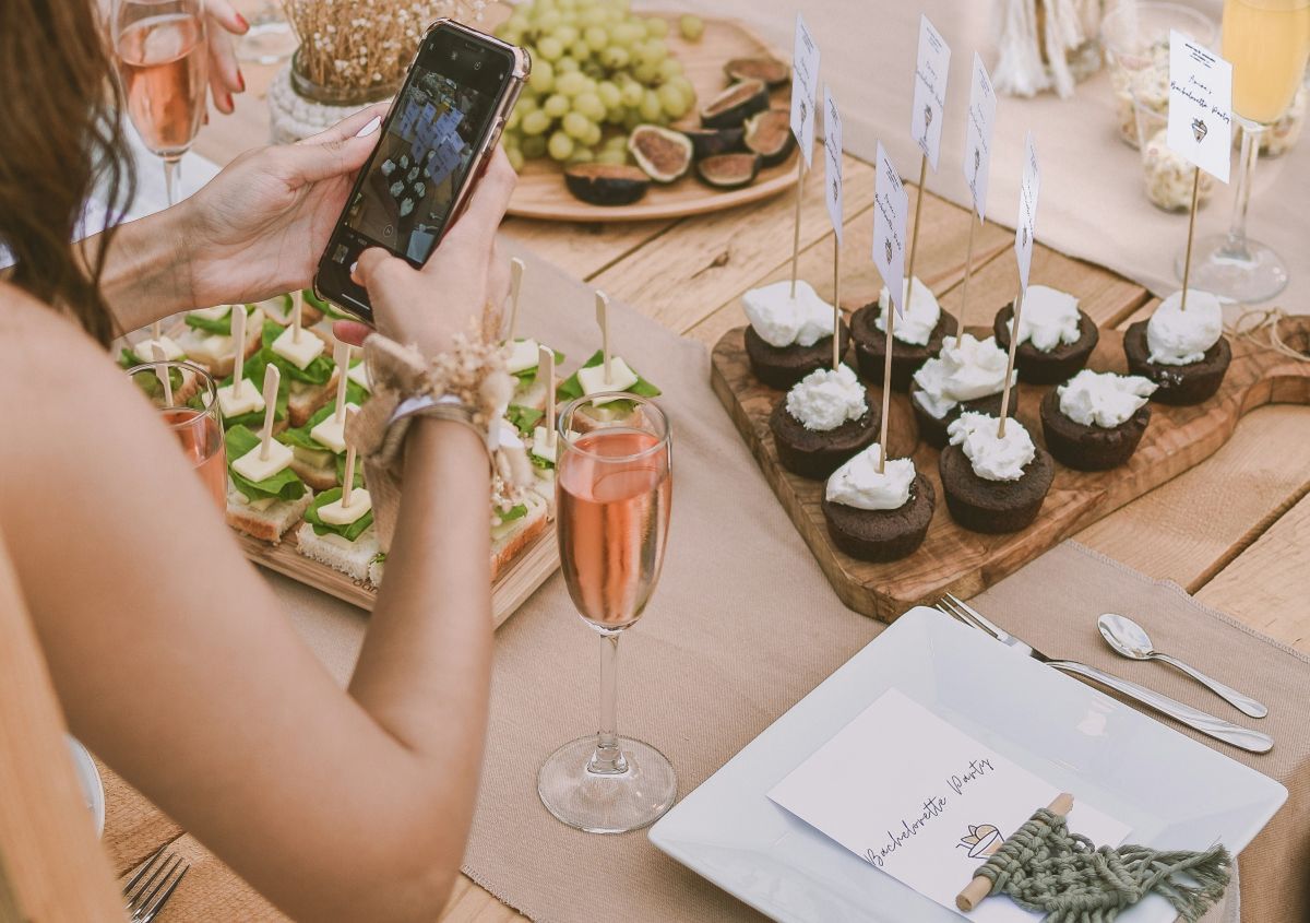 Dezinformacja na TikToku. Ekoinfluencerzy wprowadzają w błąd