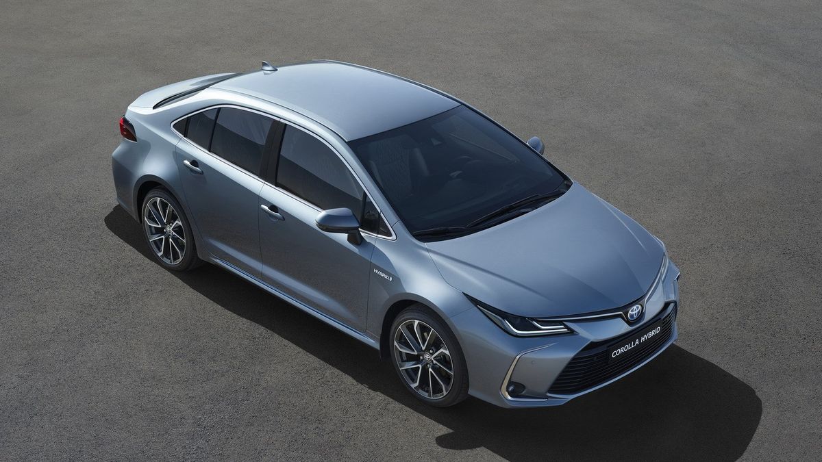 Nowa Corolla wygląda bardziej dojrzale niż poprzednik.