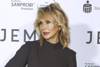 Beata Ścibakówna cała w prześwitach. Nie ma mowy o nudzie