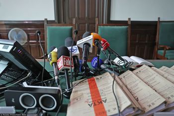 Ojczym latami krzywdził dziecko. Matka skazana, bo jej nie pomogła