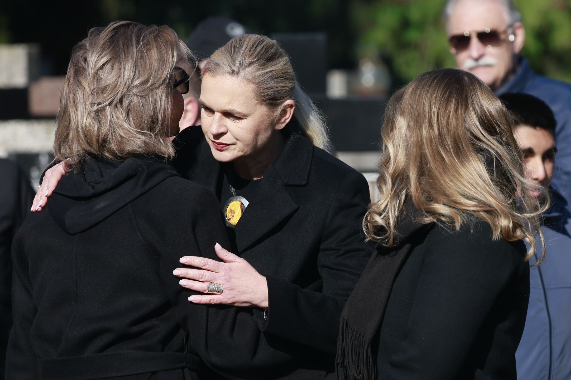 16. rocznica katastrofy smolenskiejWarszawa 10.04.2026. Cmentarz Wojskowy na Powazkach. Obchody 16. rocznicy katastrofy lotniczej pod Smolenskiem. N/z Joanna Racewicz, Barbara Nowacka,Image: 1089907261, License: Rights-managed, Restrictions: , Model Release: no, Credit line: Jacek Szydlowski / ForumJacek Szydlowski / Forumkatastrofa smolenska, Smolensk, rocznica, 16, obchody, uroczystosc, Powazki, Cmentarz Wojskowy na Powazkach, Pomnik Ofiar Katastrofy Smolenskiej, pamiec, historia, 10 kwietnia