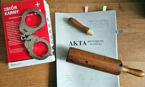 57-latka uderzała wałkiem do ciasta. Wszystko przez zazdrość