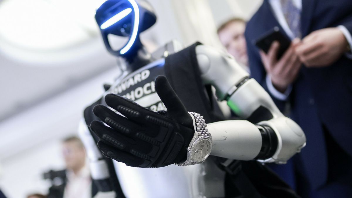 54. posiedzenie Sejmu X kadencji - dzie? 1
25.03.2026. Warszawa. 54. posiedzenie Sejmu X kadencji Fot. Filip Naumienko/REPORTER
N/z: humanoidalny robot Unitree G1 Edward Warchocki,
Filip Naumienko/REPORTER