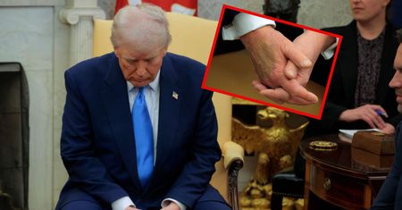 Tajemniczy siniak na dłoni Trumpa. Biały Dom zabrał głos