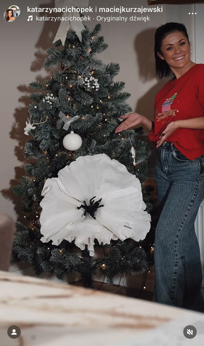 Katarzyna Cichopek i Maciej Kurzajewski dekorują dom na święta
