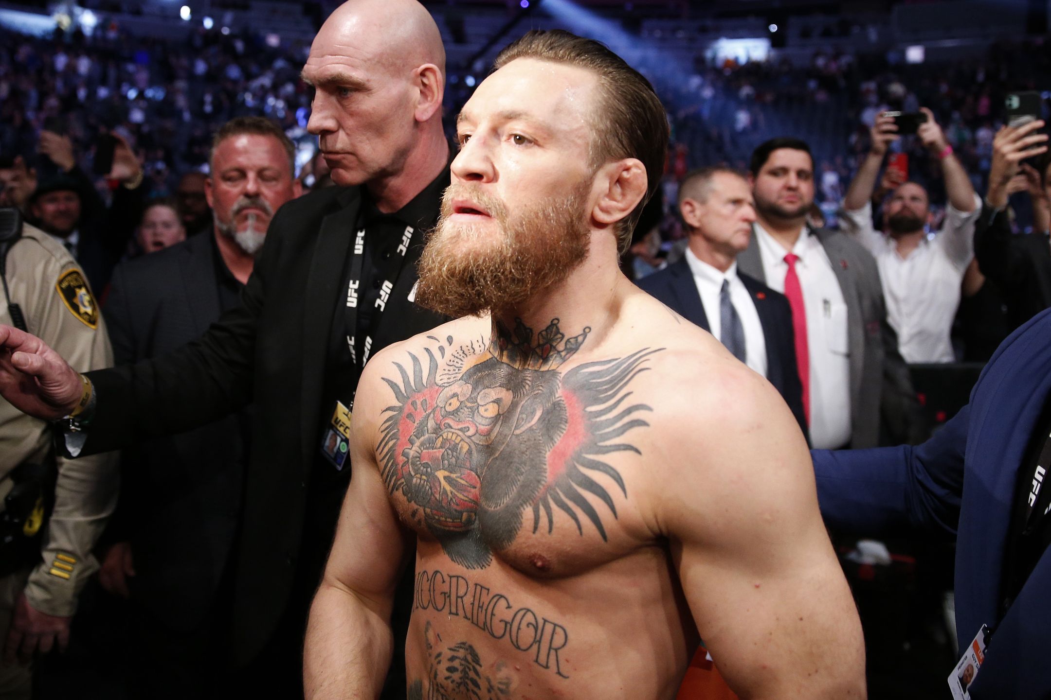 Conor McGregor dostał bęcki, a potem... Wyciekło nagranie!