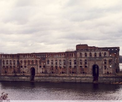 Zamek z "Pana Tadeusza" miał być pięciogwiazdkowym hotelem. Jest prokuratorski zarzut