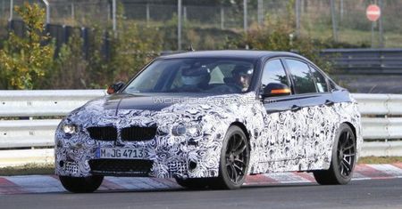 BMW M3 (F30) na nowych zdjęciach szpiegowskich