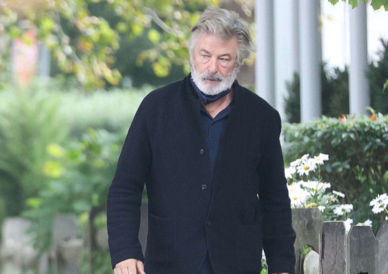 Tragedia na planie. Alec Baldwin postrzelił dwie osoby, jedna nie żyje