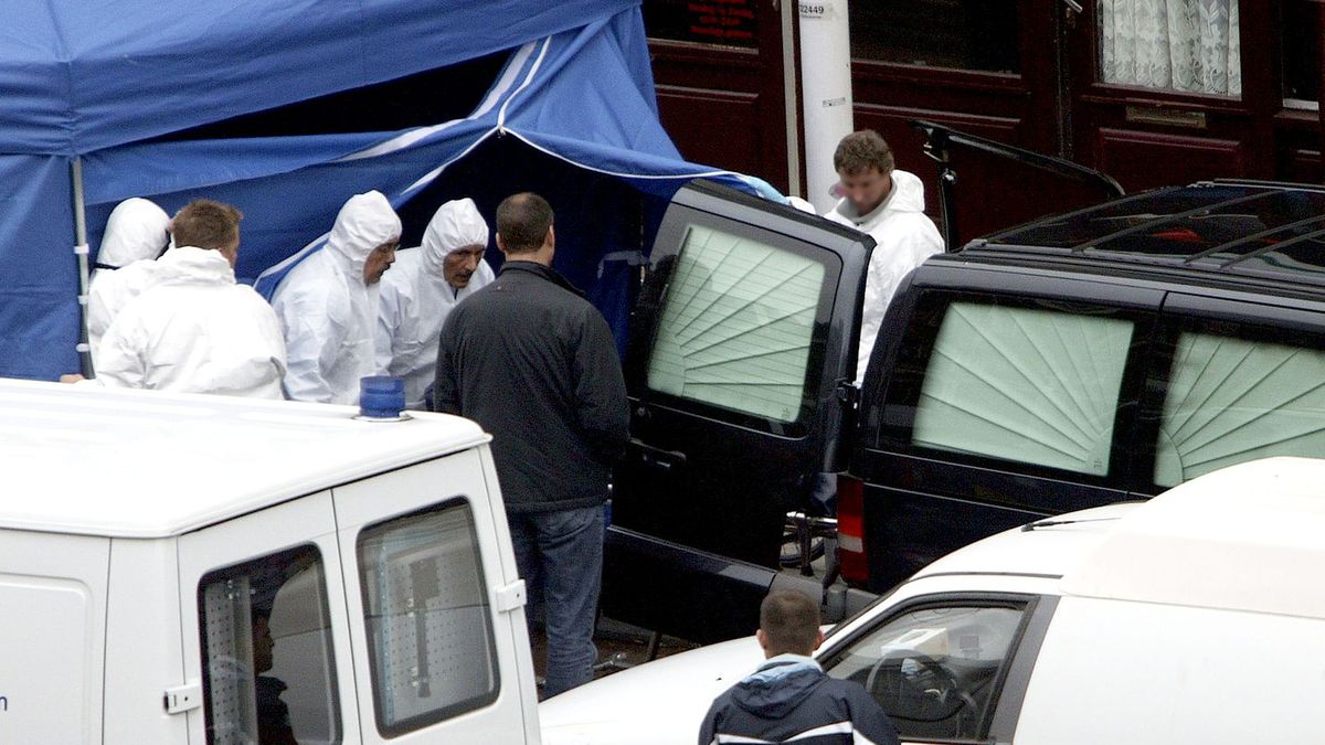 Policja na miejscu morderstwa w Holandii. Zdjęcie ilustracyjne