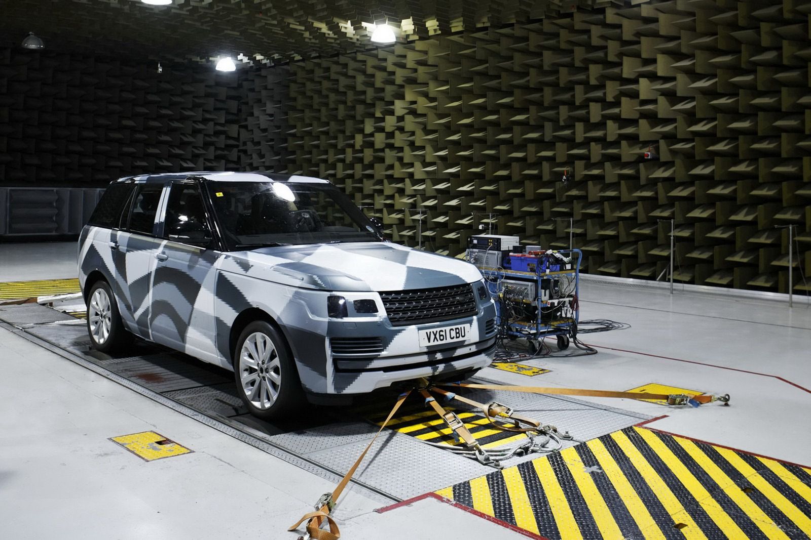 Nowy Ranger Rover (2013) w obszernej galerii 94