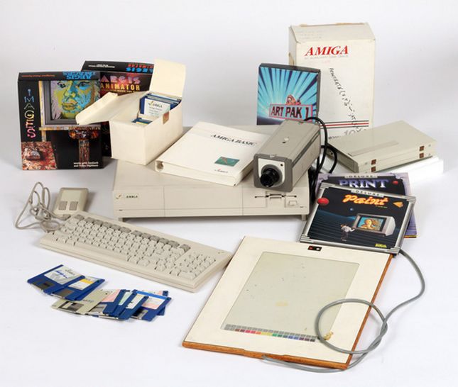 Amiga 1000, na której Andy Warhol pracował w latach 1985 - 86