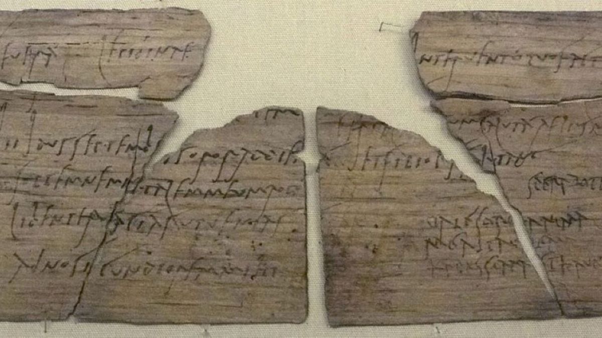 Drewniana tabliczka z zaproszeniem Claudii Severy do Sulpicii Lepidiny na urodziny