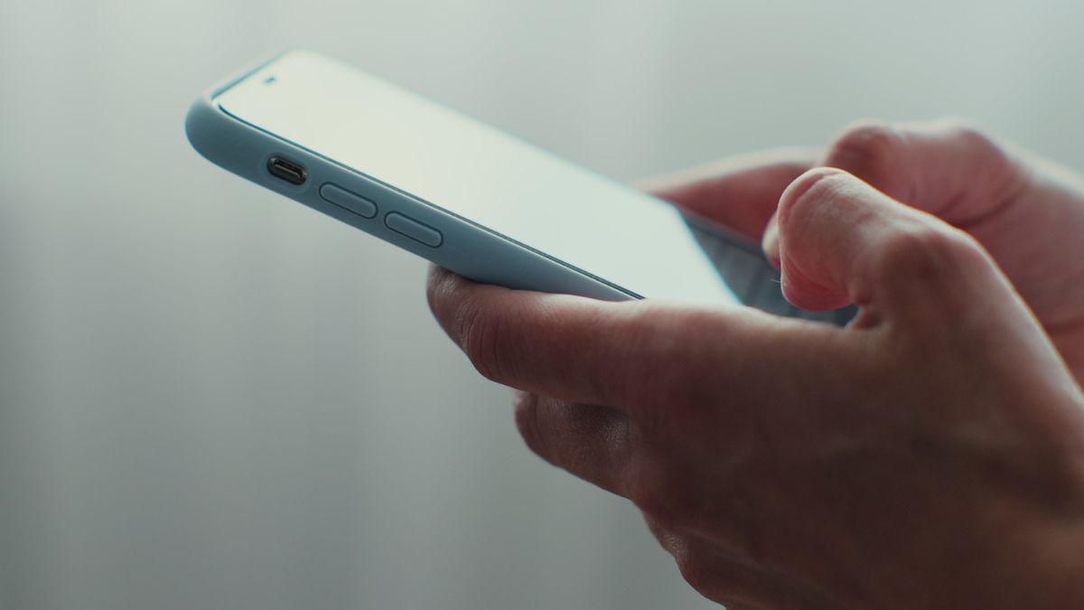 Jak się zachować, gdy dostaniesz takiego sms-a?