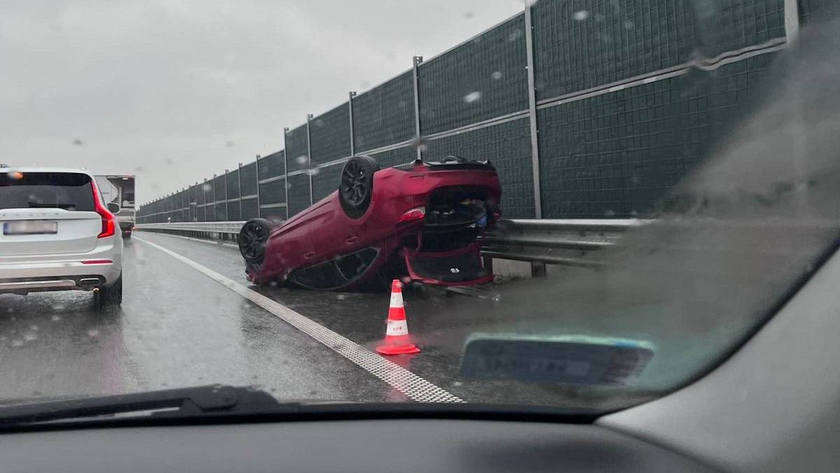 Dachowanie samochodu na S19 pod Lublinem