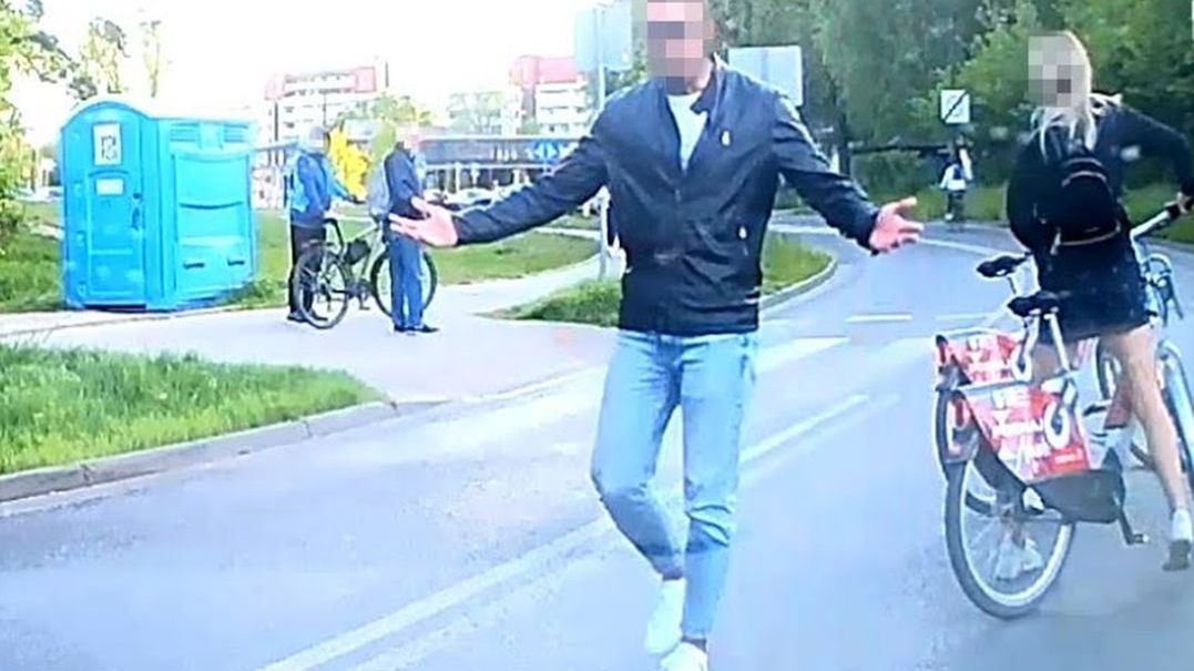 Kobieta próbowała powstrzymać krewkiego mężczyznę