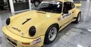 Jeździł nim Fittipaldi, potem Escobar. Wspaniałe Porsche 911 RSR na sprzedaż