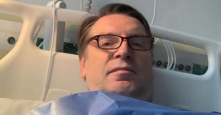 Stare zdjęcie przestraszyło fanów. Tomasz Lis uspokaja: Serce bije