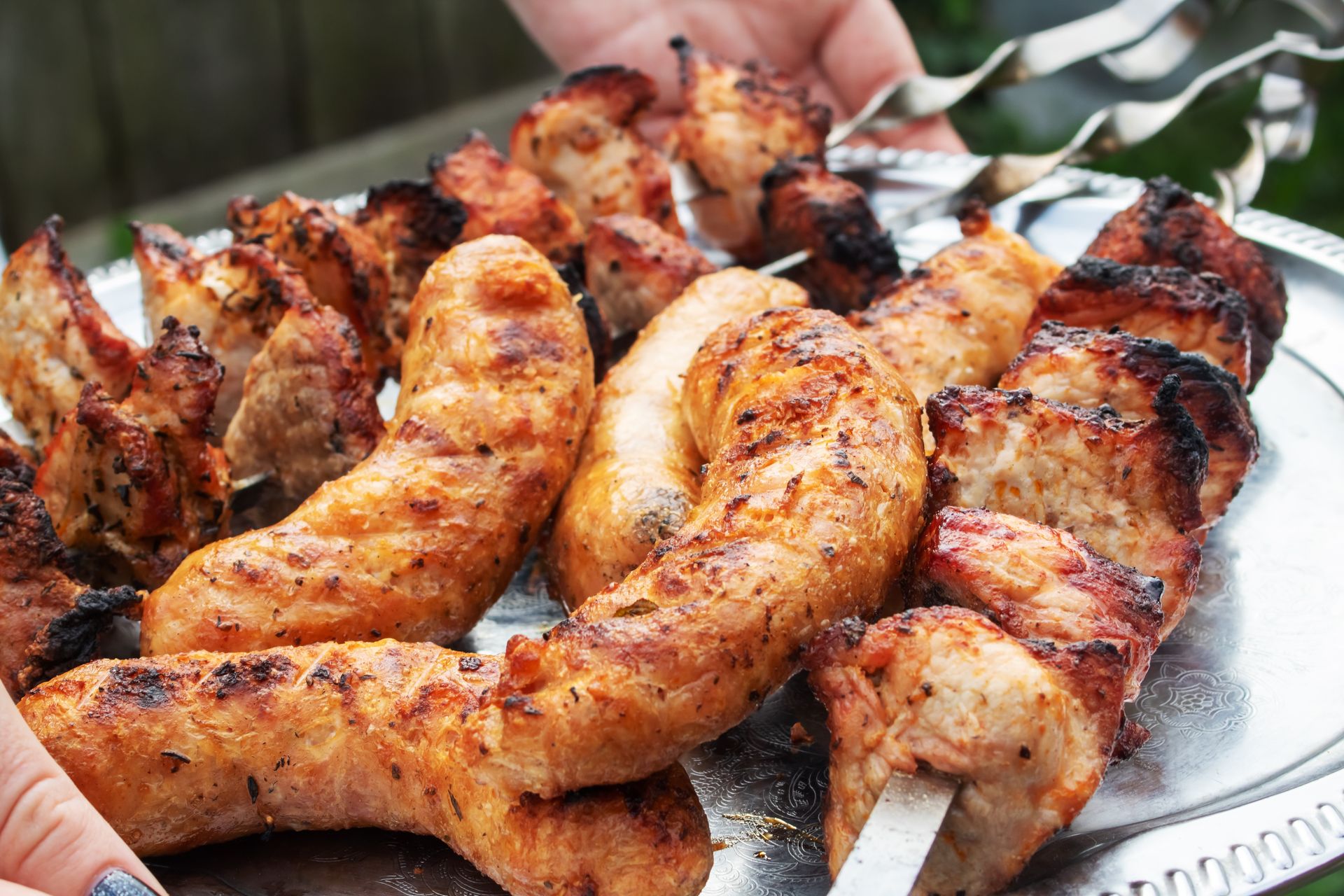 Królowa jest tylko jedna. Sprawdziliśmy, co Polacy najchętniej kładą na grill