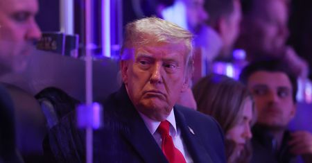 Kibice wygwizdali Trumpa. Specjalistka ujawniła słowa Trumpa