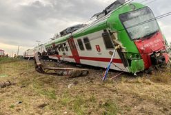 Zderzenie z ciężarówką na przejeździe. Pociąg się wykoleił