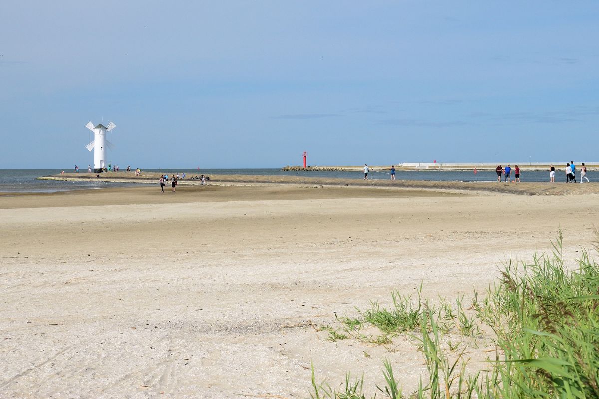 "Takie cudo na plaży". Od razu chwyciła za telefon