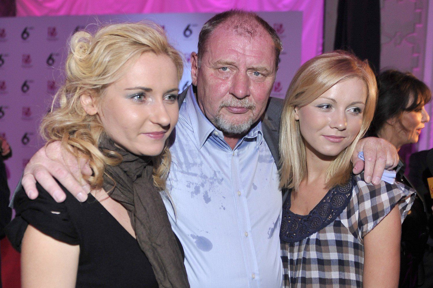 Panie Katarzyna i Zuzanna to owoc pierwszego małżeństwa Andrzeja Grabowskiego z aktorką Anną Tomaszewską. Para rozwiodła się w 2008 roku, po 26 latach małżeństwa.