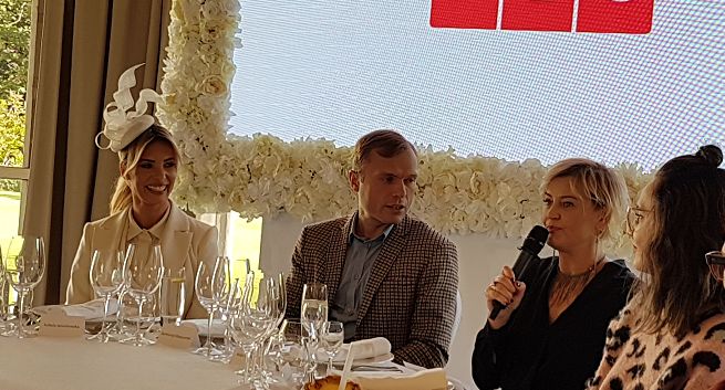 „Korepetycje z seksu” i „Śluby świata” kolejnymi produkcjami TLC Polska. Premiera wiosną 2019 roku