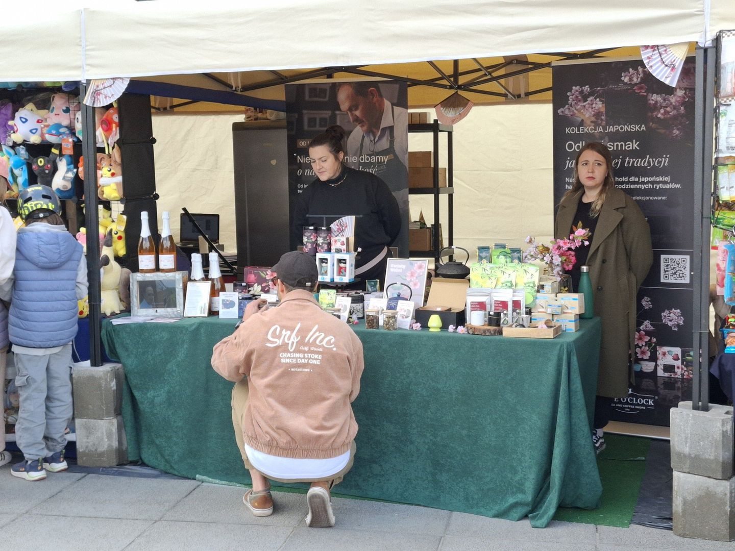 W miniony weekend Plac Wolności tętnił zapachami i smakami z całego świata! Podczas Festiwalu Smaków Świata i Festiwalu Pierogów Świata Wrocławianie odbyli kulinarną podróż od Azji, przez Europę, aż po Amerykę.