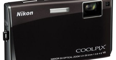 Nikon Coolpix S60 z ogromnym dotykowym LCD
