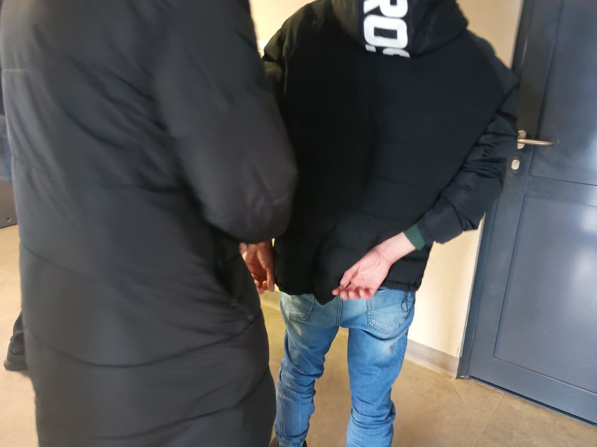 Narkotyki w domu w Gozdowie. Dwóch mężczyzn zatrzymanych, jeden trafił do aresztu!