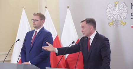 Kluczowy dokument ws. Pegasusa. Znajdują się na nim dwa nazwiska