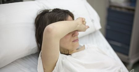 Poszła rodzić, a potem do radia. Relacja z porodówki i oskarżony szpital