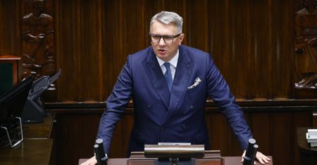 "Raj dla bandytów i mafii". Wipler grzmi ws. Barskiego