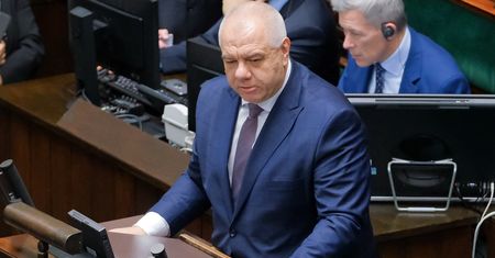 Nowy podatek Sasina. Odczują go wszyscy Polacy