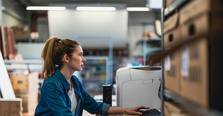 Różnice w zarobkach. "Wiele firm broni się przed audytem płac"