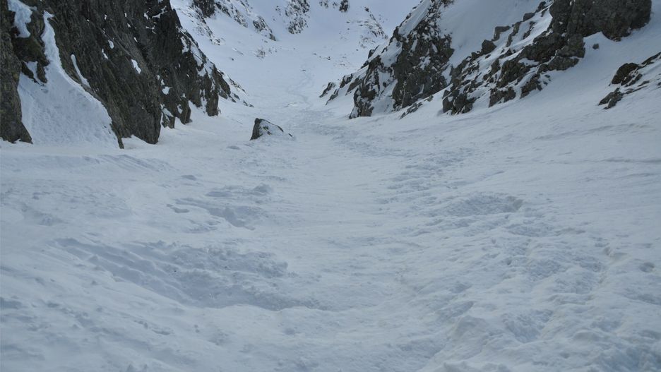Tatry polskie Albin Marciniak
PHOTO: ALBIN MARCINIAK / EAST NEWS Tatrzanski Park Narodowy, TPN, zima w gorach, trudne warunki na szlakach w Tatrach, warunki pogodowe w Tatrach w zimie,  n/z oblodzony szlak na Zawrat
Albin Marciniak