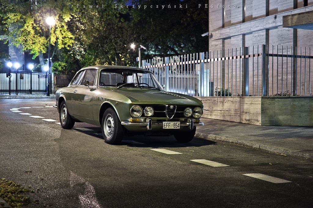 Alfa Romeo 1750 GTV 2