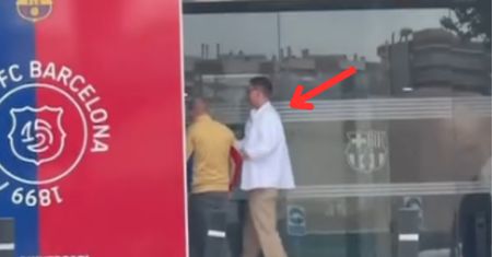 Szczęsny przyłapany przed budynkiem Barcelony. Jest nagranie