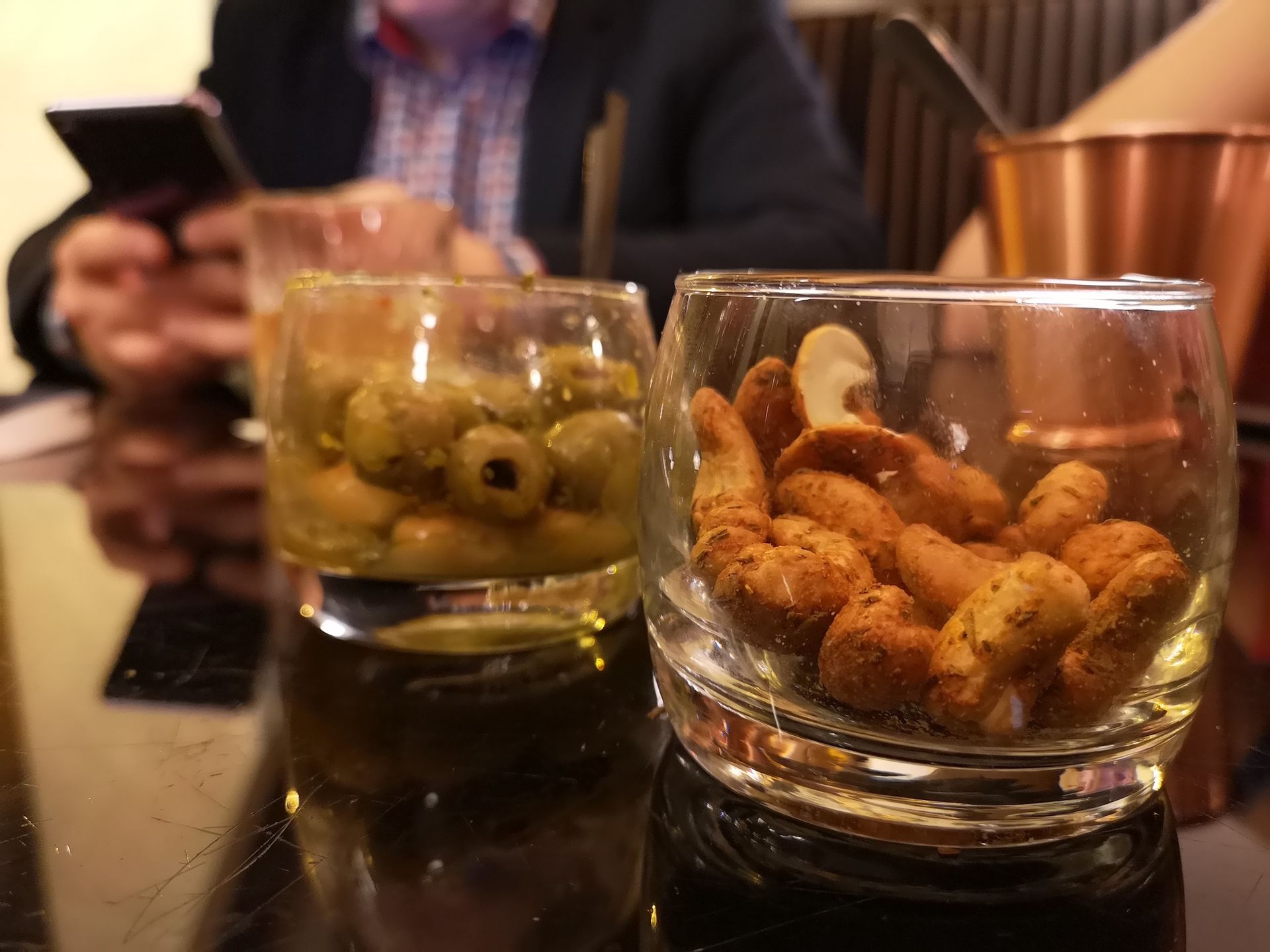 Huawei P20 Pro - pierwsze wrażenia. To, co wyprawia jego aparat, jest nieprawdopodobne 18