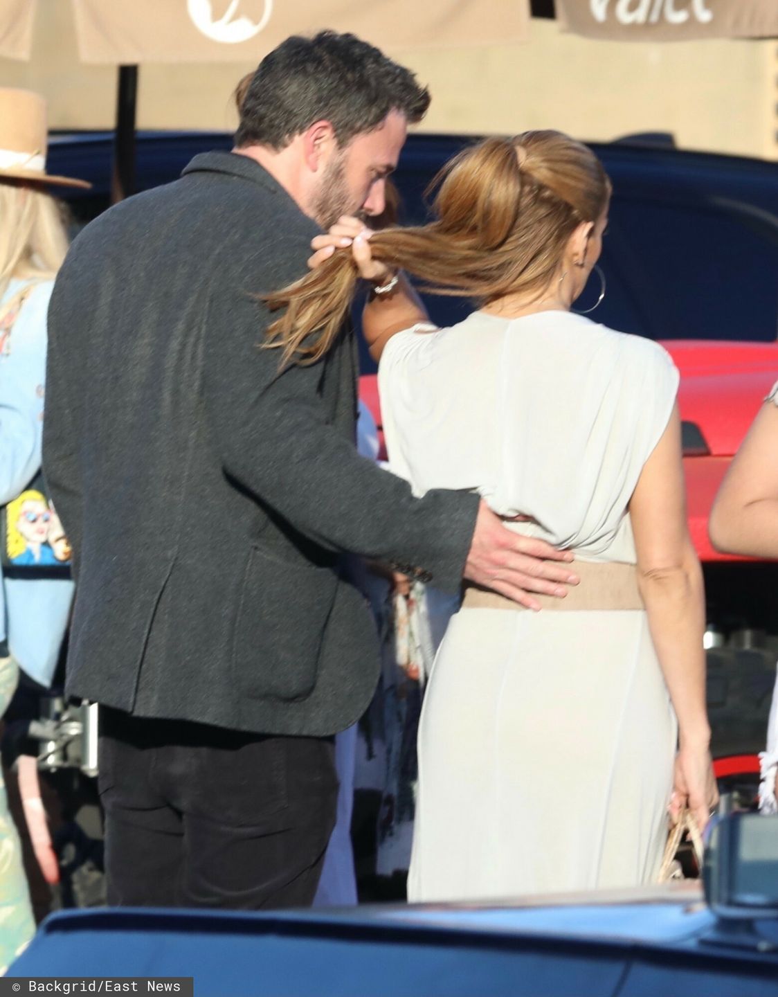 Jennifer Lopez i Ben Affleck całują się w restauracji