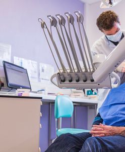 Nie starczy nawet na najtańszą plombę. Za tyle NFZ chce leczyć zęby Polaków