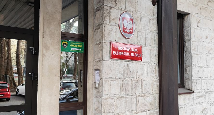 KRRiT ostrzega przed blokadą treści w internecie i streamingu