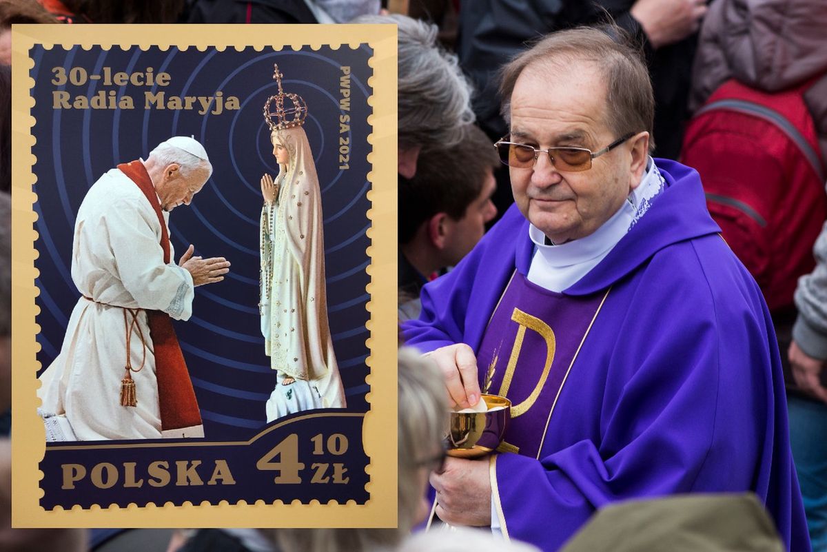 O. Tadeusz Rydzyk i znaczek upamiętniający 30-lecie Radia Maryja (Poczta Polska/Getty Images/Adama Guz)