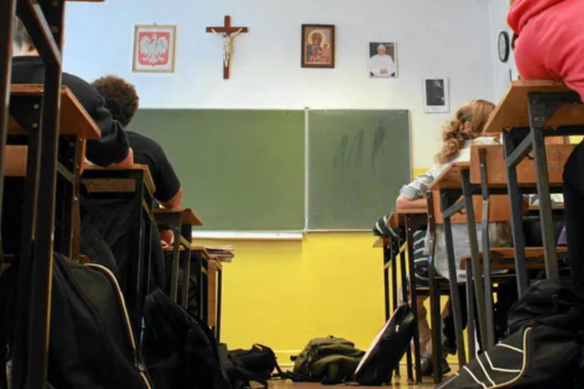 Nieciekawe dane dla Kościoła. Chodzi o religię. Ponad 47 proc. młodych dorosłych