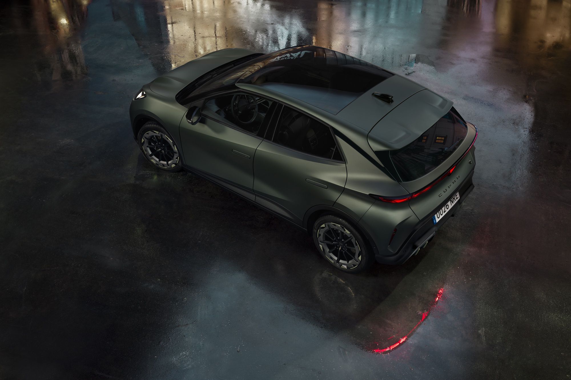 Cupra Raval w kolorze Manganese Matt